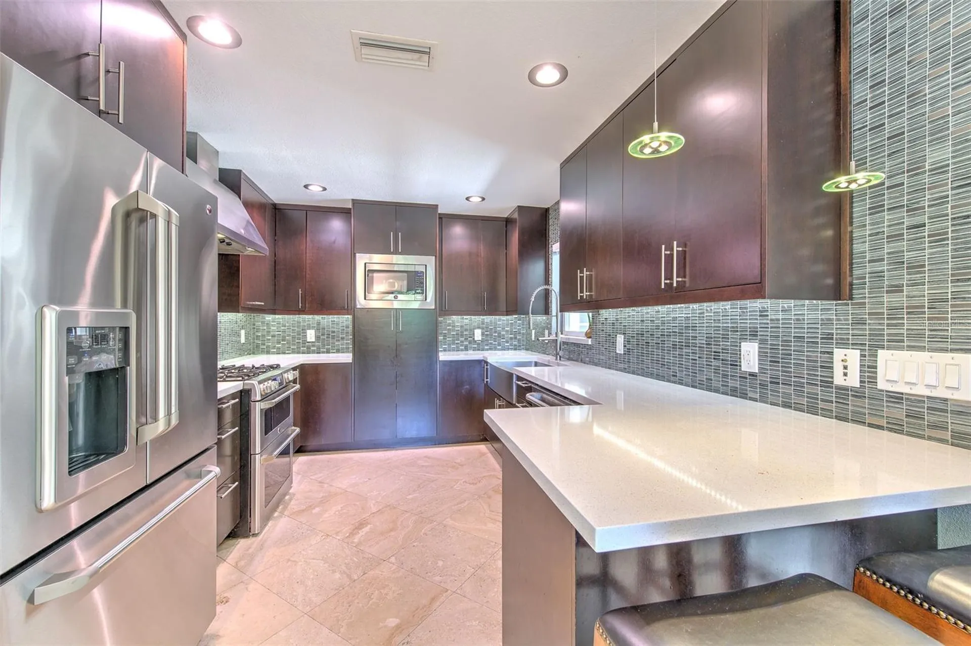 3208 W Hawthorne Road Tampa FL 33611
