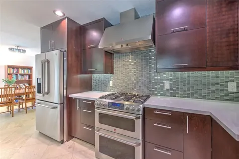 3208 W Hawthorne Road Tampa FL 33611
