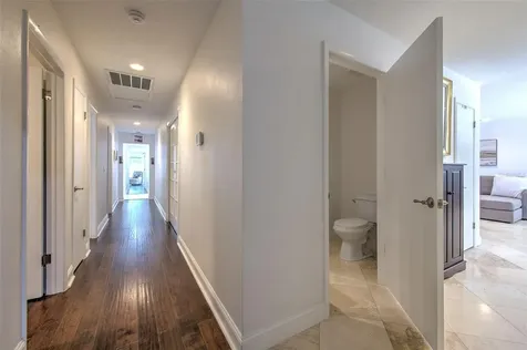 3208 W Hawthorne Road Tampa FL 33611