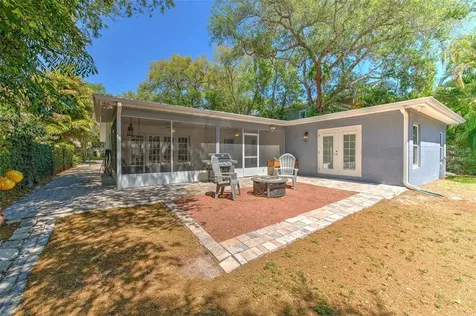 3208 W Hawthorne Road Tampa FL 33611