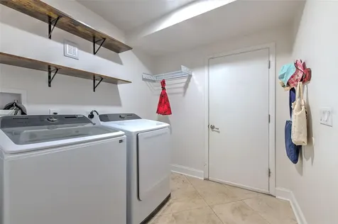 3208 W Hawthorne Road Tampa FL 33611