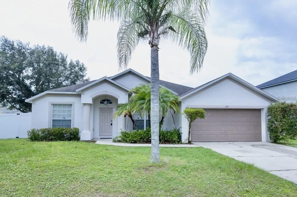 818 Carrousel Lane Kissimmee FL 34759