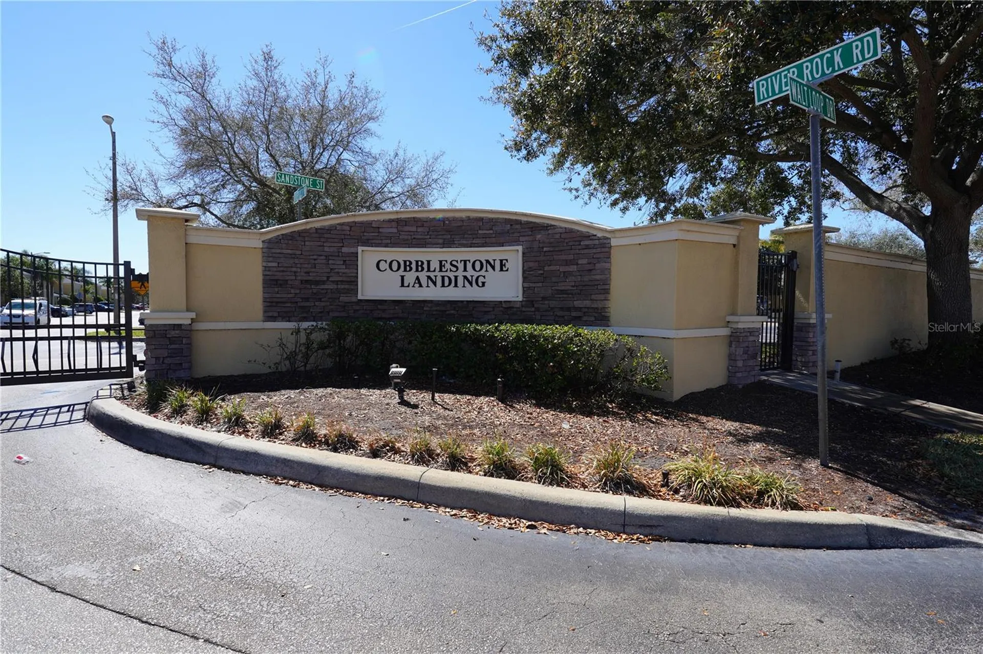 5463 River Rock Road Lakeland FL 33809