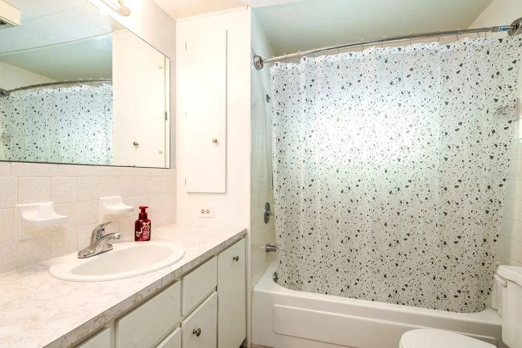 127 Independence Avenue Palm Harbor FL 34684