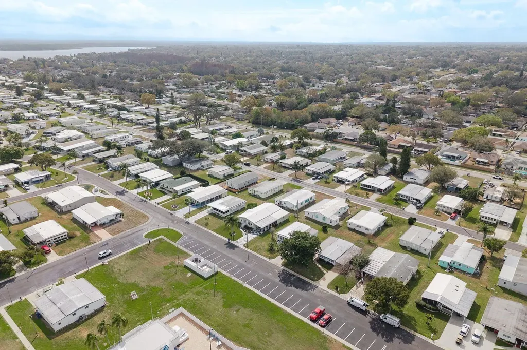 127 Independence Avenue Palm Harbor FL 34684