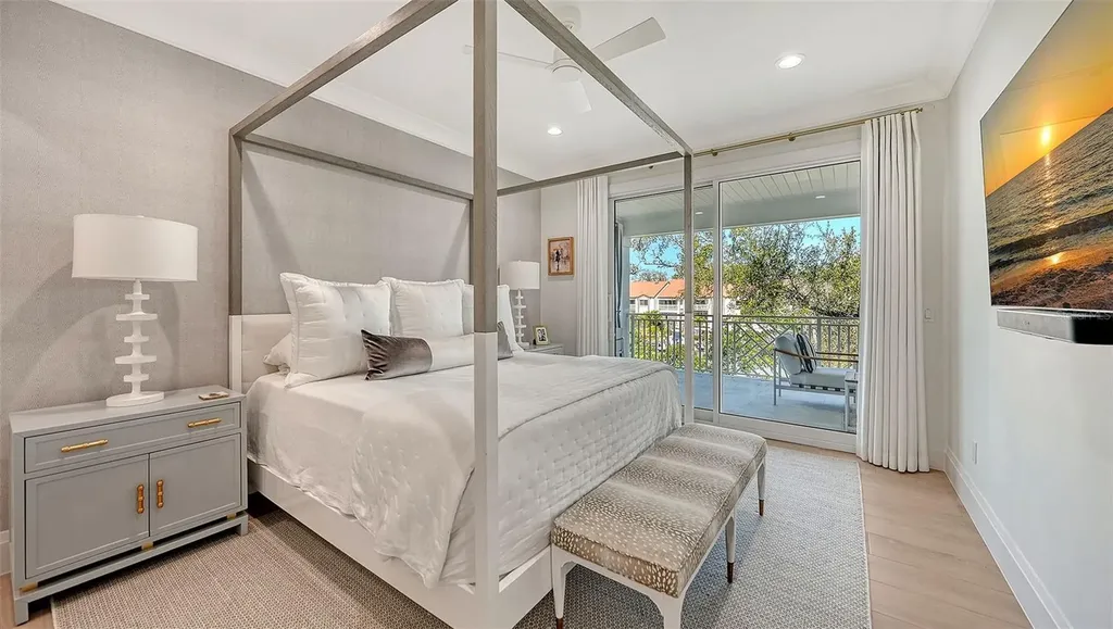 1621 Bay Point Court Sarasota FL 34236