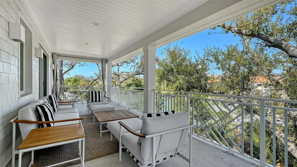 1621 Bay Point Court Sarasota FL 34236