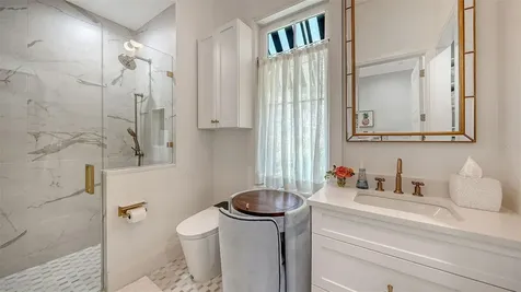 1621 Bay Point Court Sarasota FL 34236