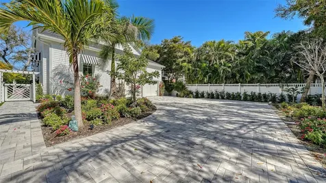 1621 Bay Point Court Sarasota FL 34236