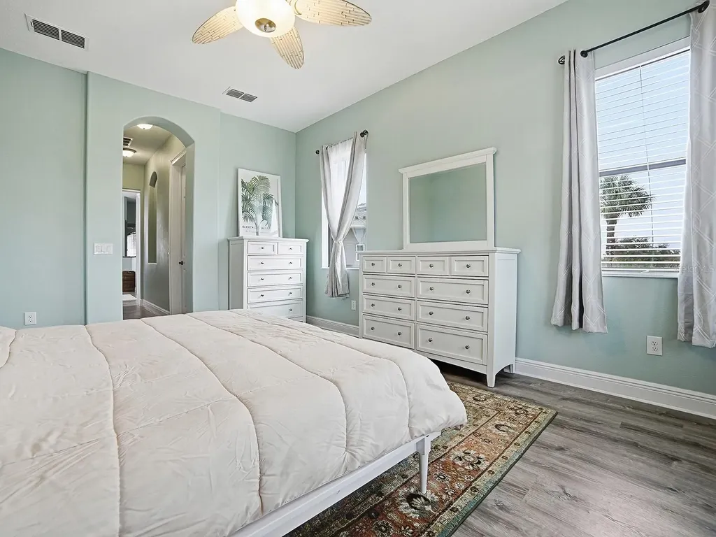 38701 Oak Place Court Lady Lake FL 32159