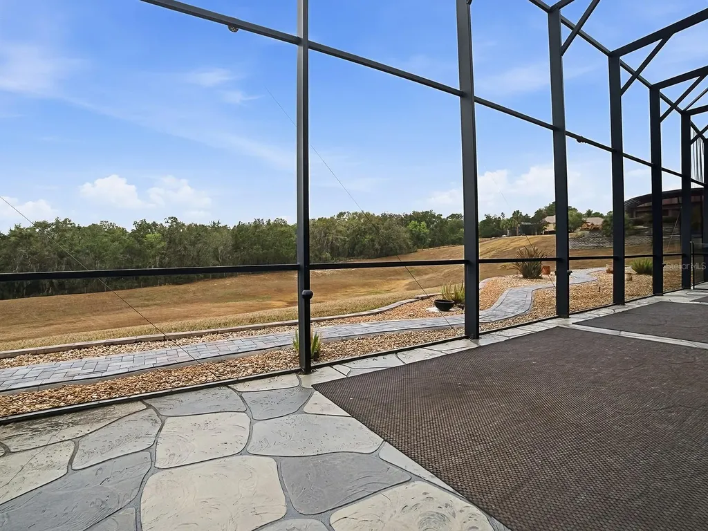 38701 Oak Place Court Lady Lake FL 32159