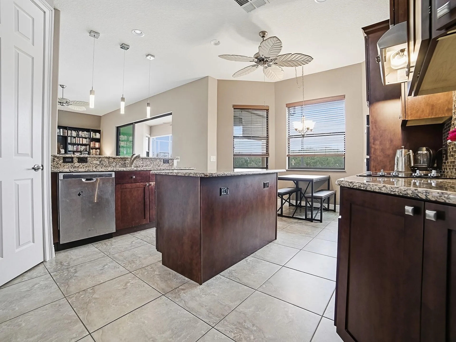 38701 Oak Place Court Lady Lake FL 32159
