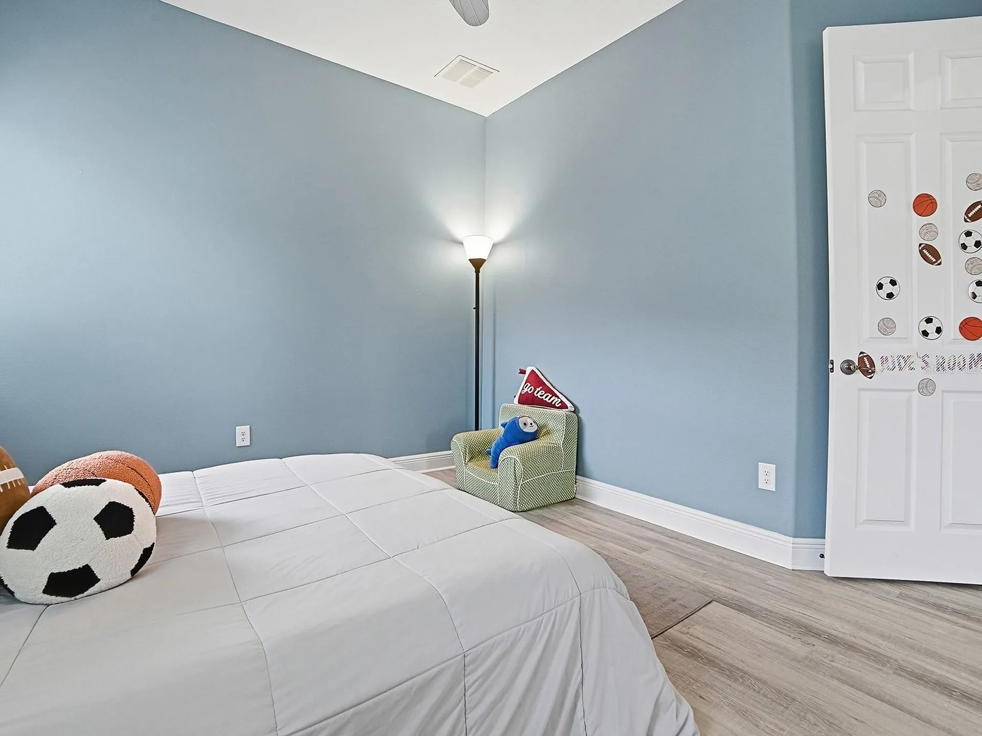 38701 Oak Place Court Lady Lake FL 32159