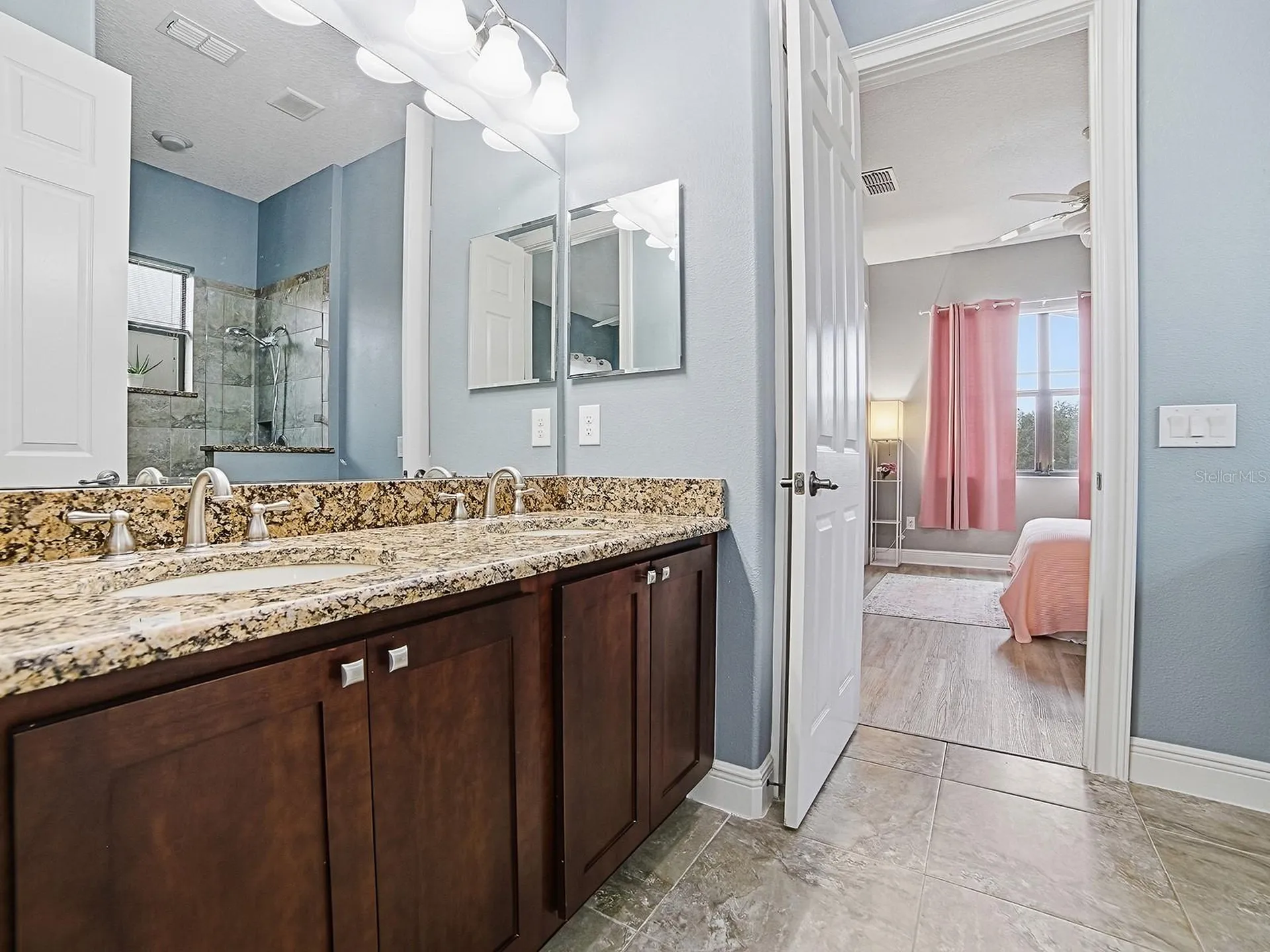 38701 Oak Place Court Lady Lake FL 32159
