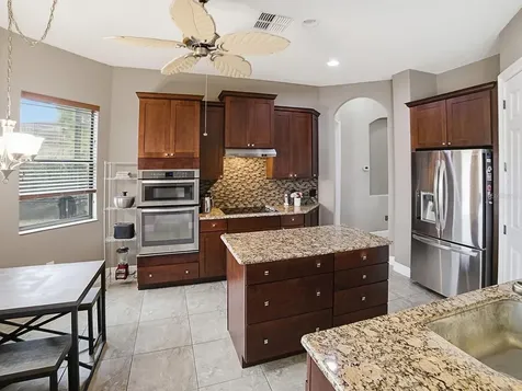 38701 Oak Place Court Lady Lake FL 32159