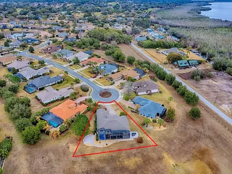 38701 Oak Place Court Lady Lake FL 32159