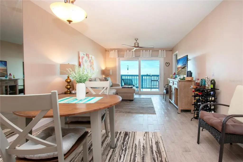 802 Bahia Del Sol Drive Ruskin FL 33570