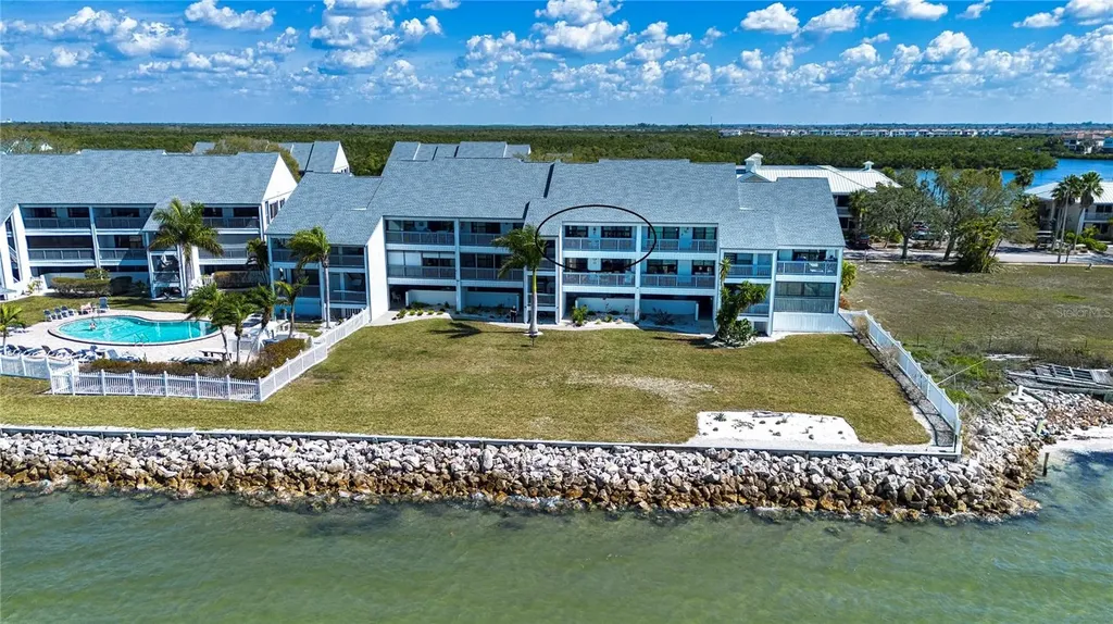 802 Bahia Del Sol Drive Ruskin FL 33570