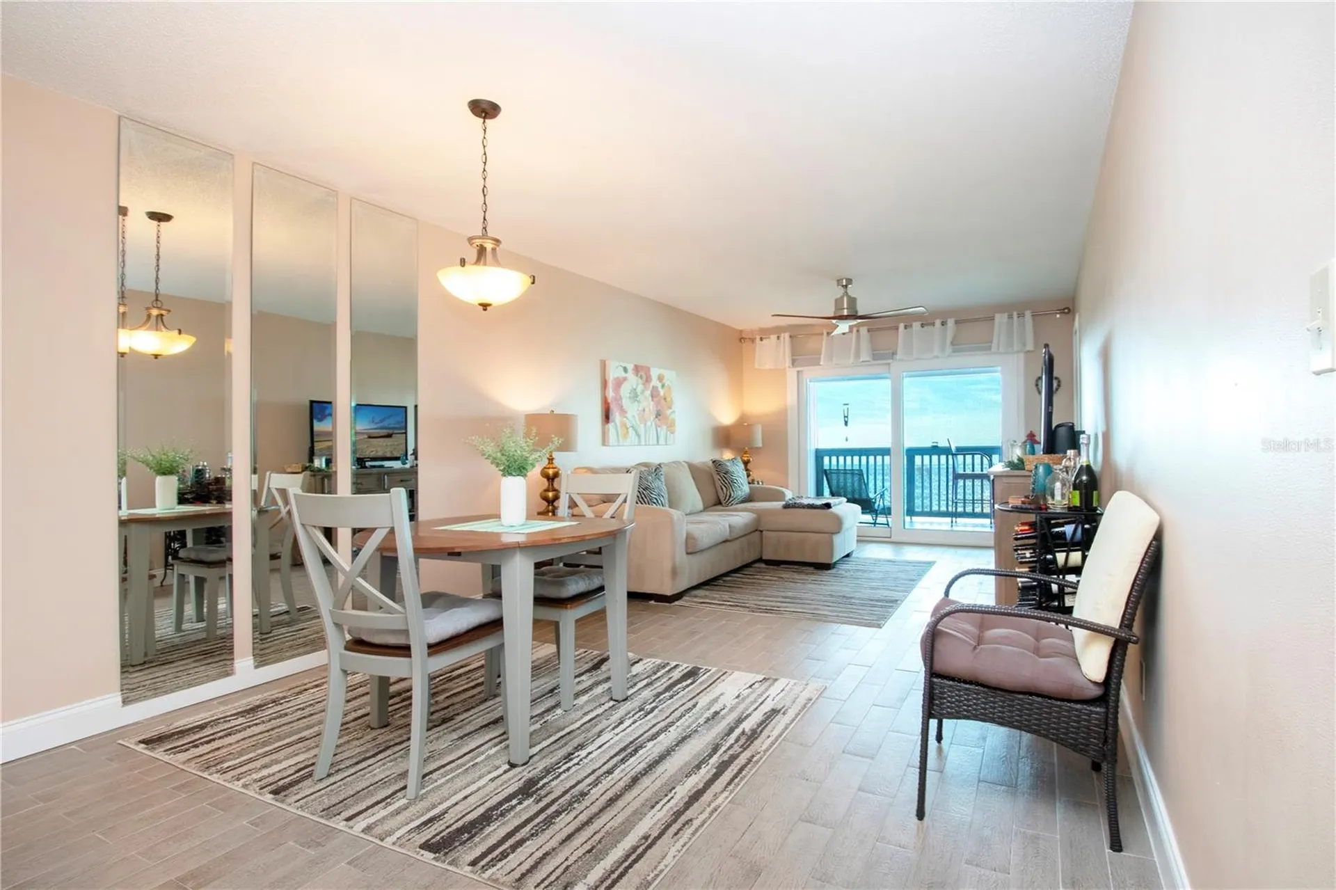 802 Bahia Del Sol Drive Ruskin FL 33570