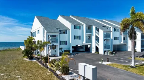 802 Bahia Del Sol Drive Ruskin FL 33570