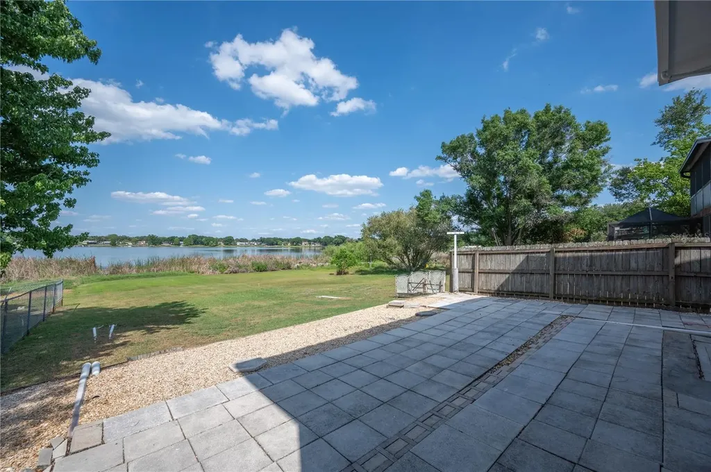 265 Lake Thomas Drive Winter Haven FL 33880