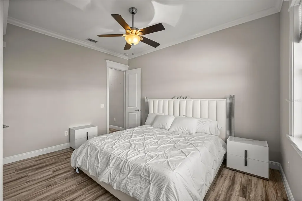 1873 NW 85th Loop Ocala FL 34475