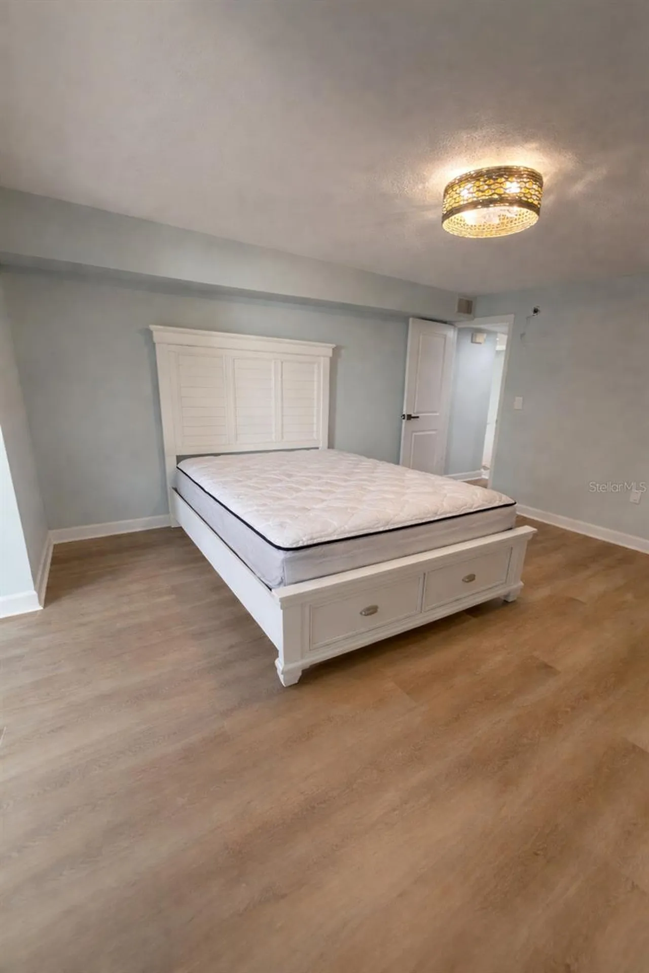 676 El Centro Longboat Key FL 34228