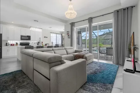 2912 Sunset Lakes Boulevard Kissimmee FL 34747