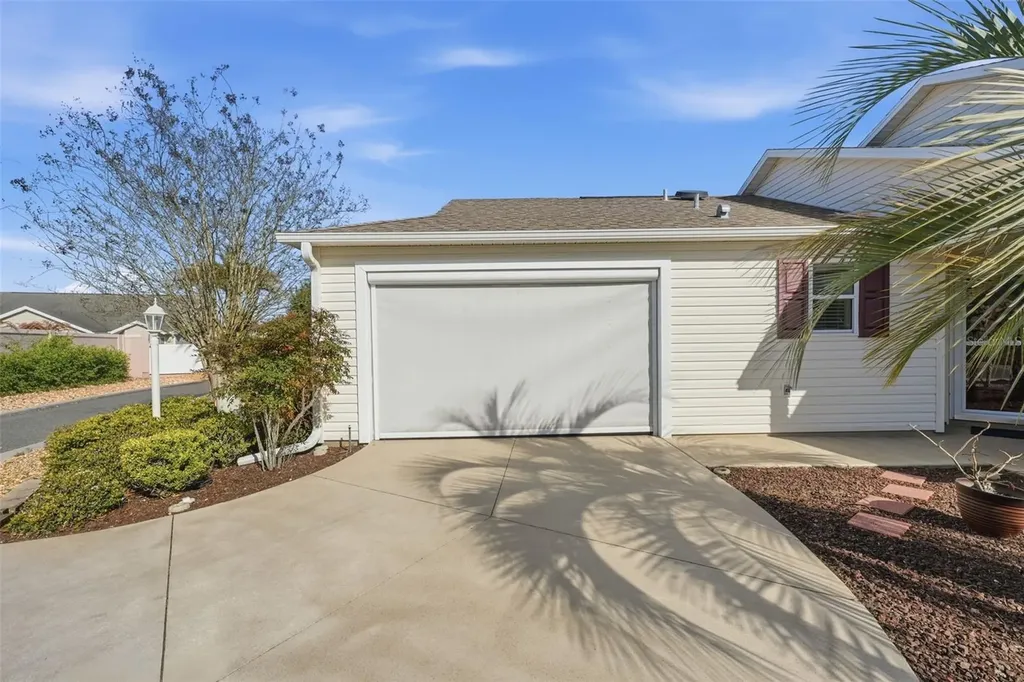 2311 Crestview Street The Villages FL 32162