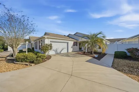 2311 Crestview Street The Villages FL 32162