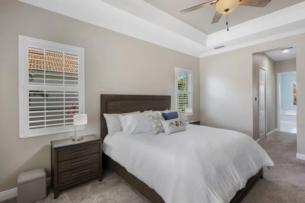 569 Mast Drive Bradenton FL 34208