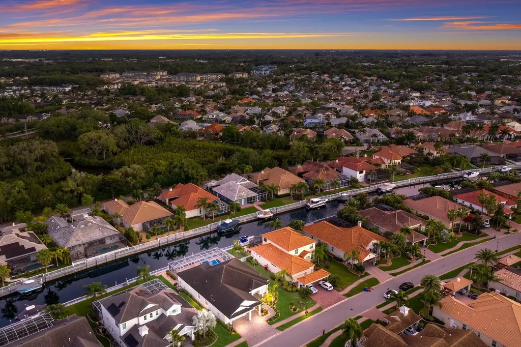 569 Mast Drive Bradenton FL 34208