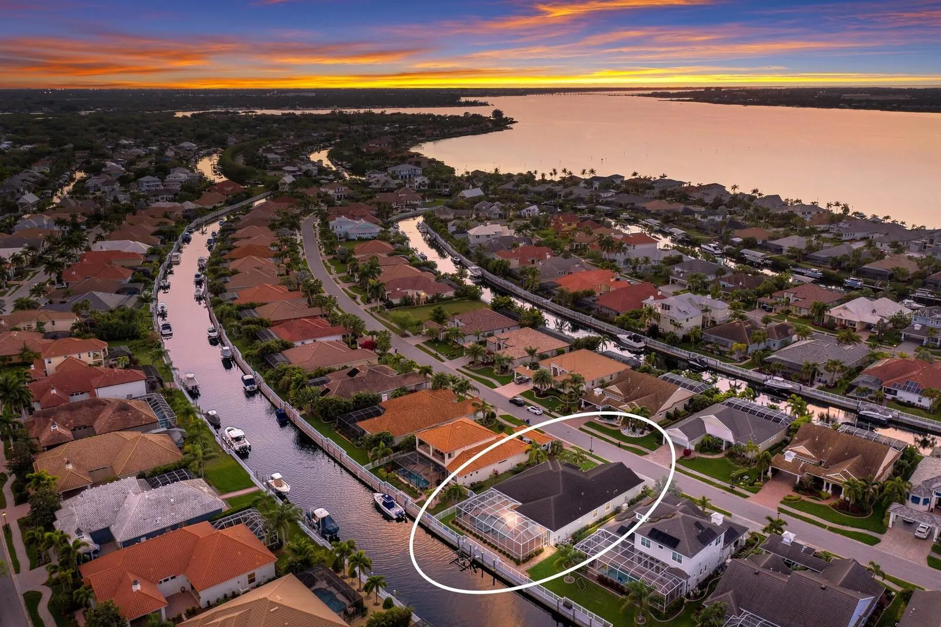 Bradenton FL, 569 Mast Drive