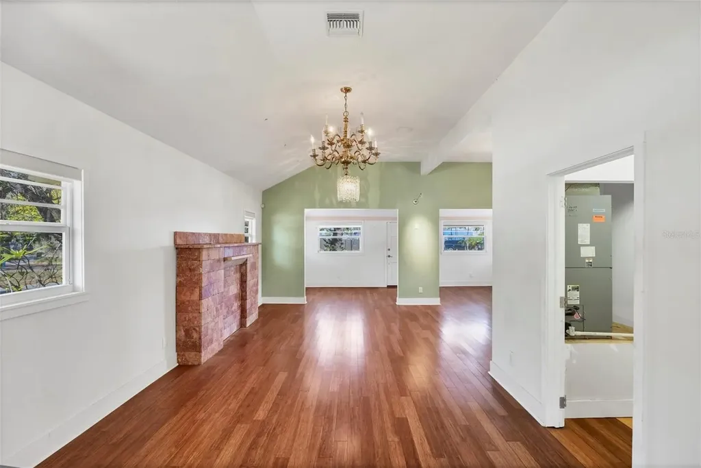 1716 10th Way Sarasota FL 34236