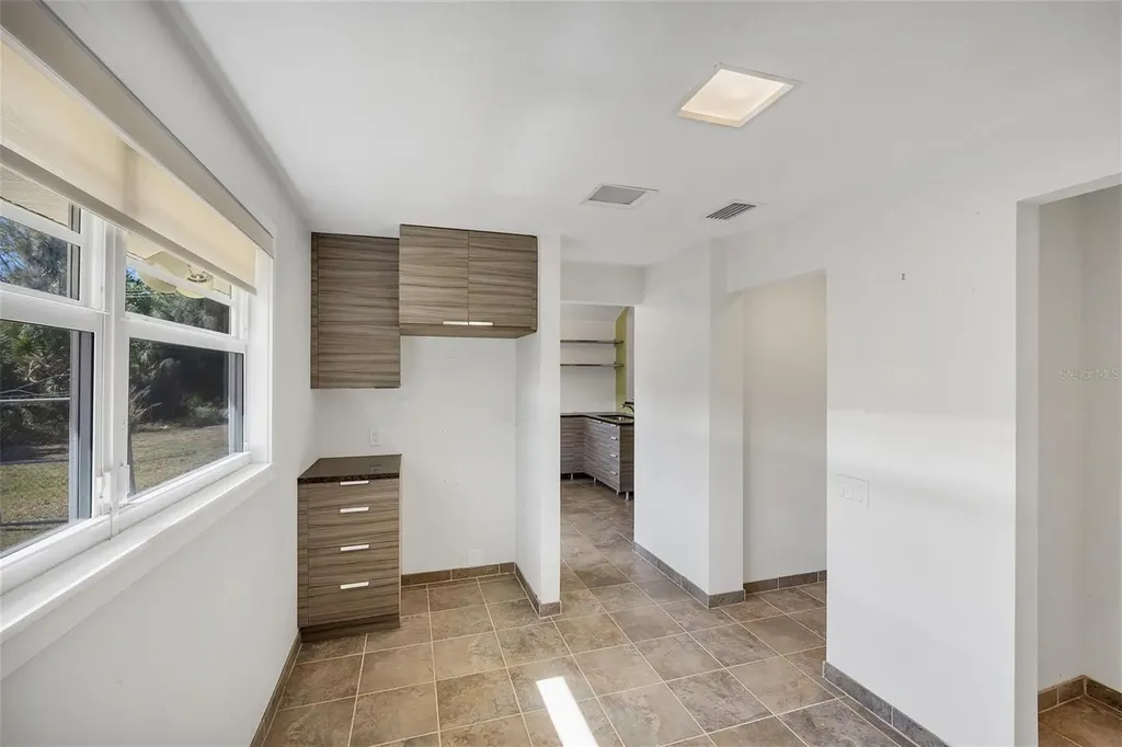 1716 10th Way Sarasota FL 34236