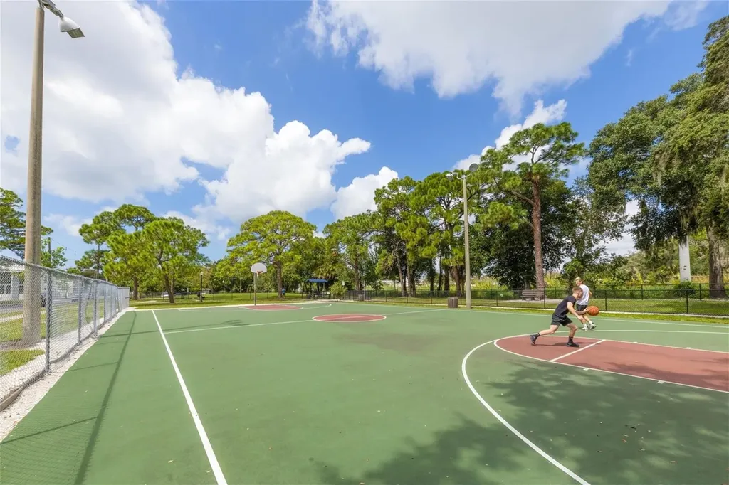 1716 10th Way Sarasota FL 34236