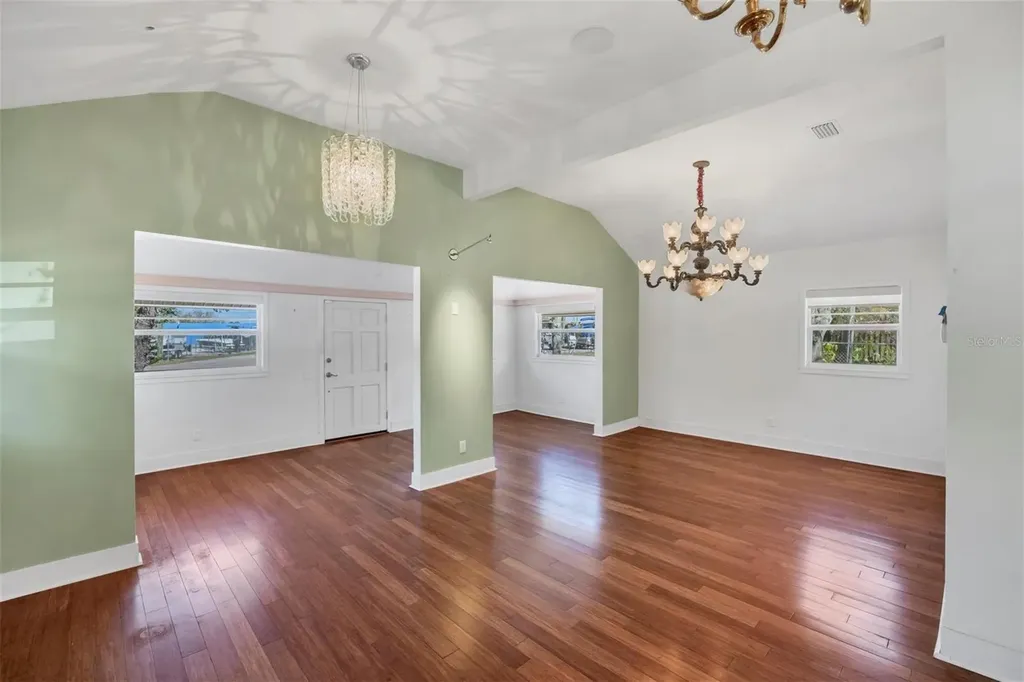 1716 10th Way Sarasota FL 34236