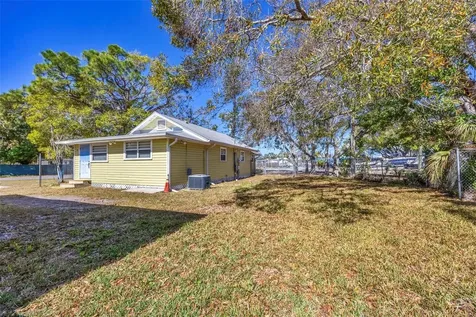 1716 10th Way Sarasota FL 34236