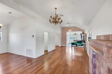 1716 10th Way Sarasota FL 34236