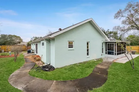 109 Hunter Point Court Debary FL 32713