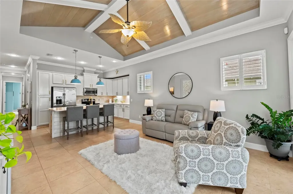 226 Sapphire Lake Drive Bradenton FL 34209