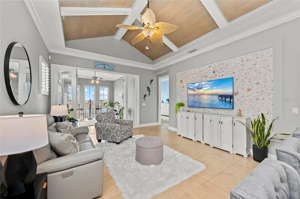 226 Sapphire Lake Drive Bradenton FL 34209