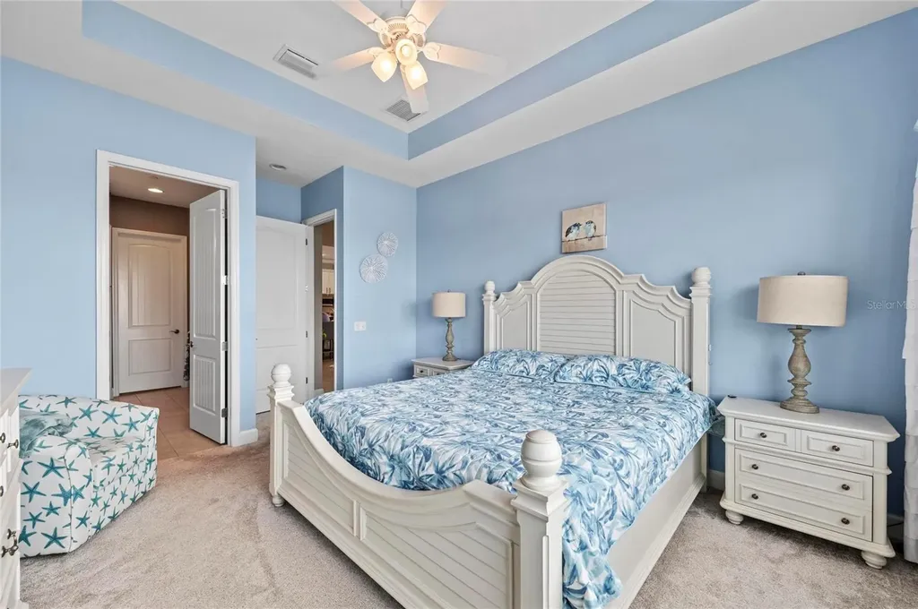 226 Sapphire Lake Drive Bradenton FL 34209