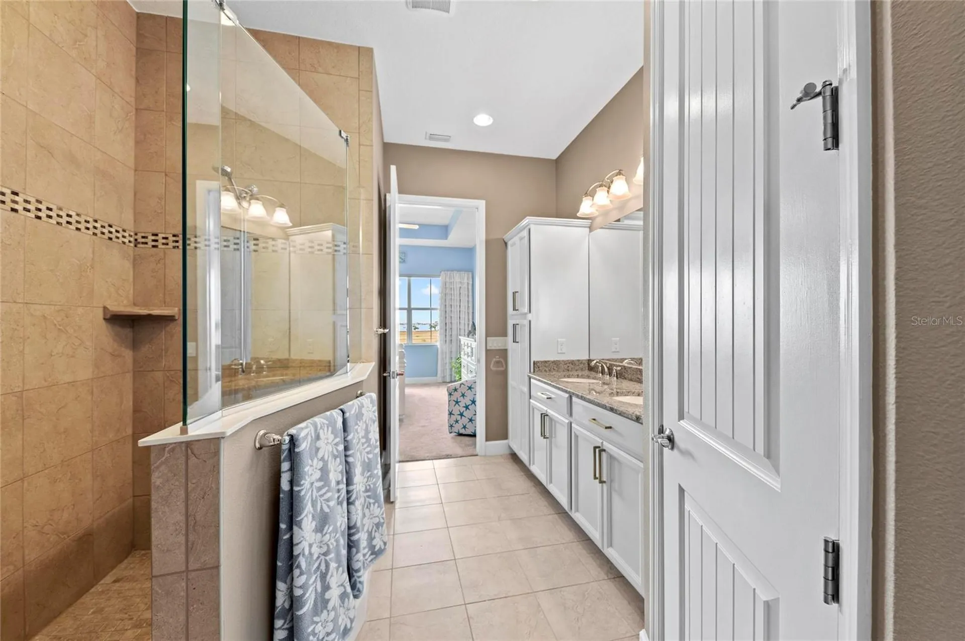 226 Sapphire Lake Drive Bradenton FL 34209