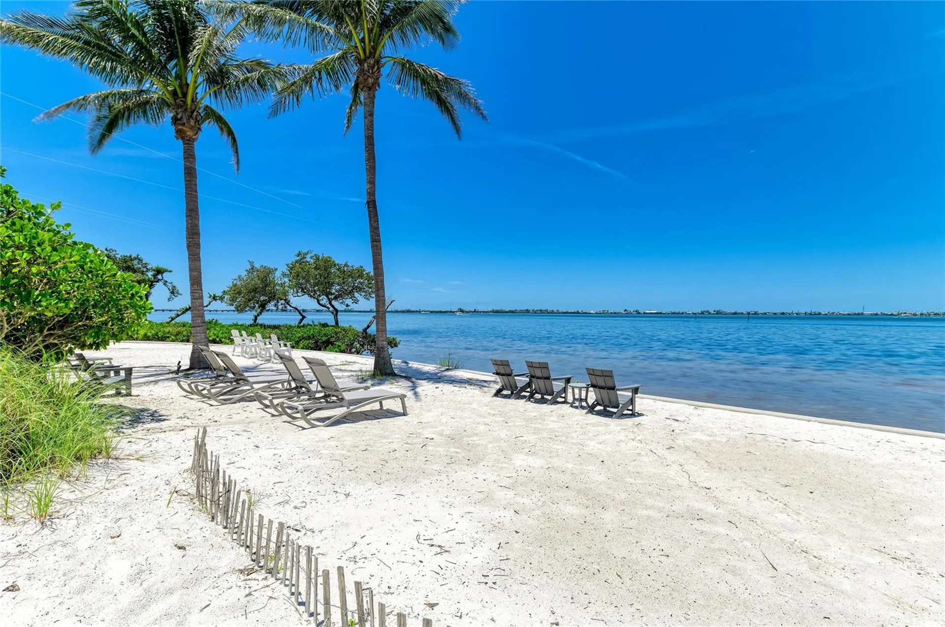226 Sapphire Lake Drive Bradenton FL 34209