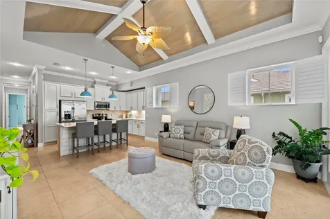 226 Sapphire Lake Drive Bradenton FL 34209