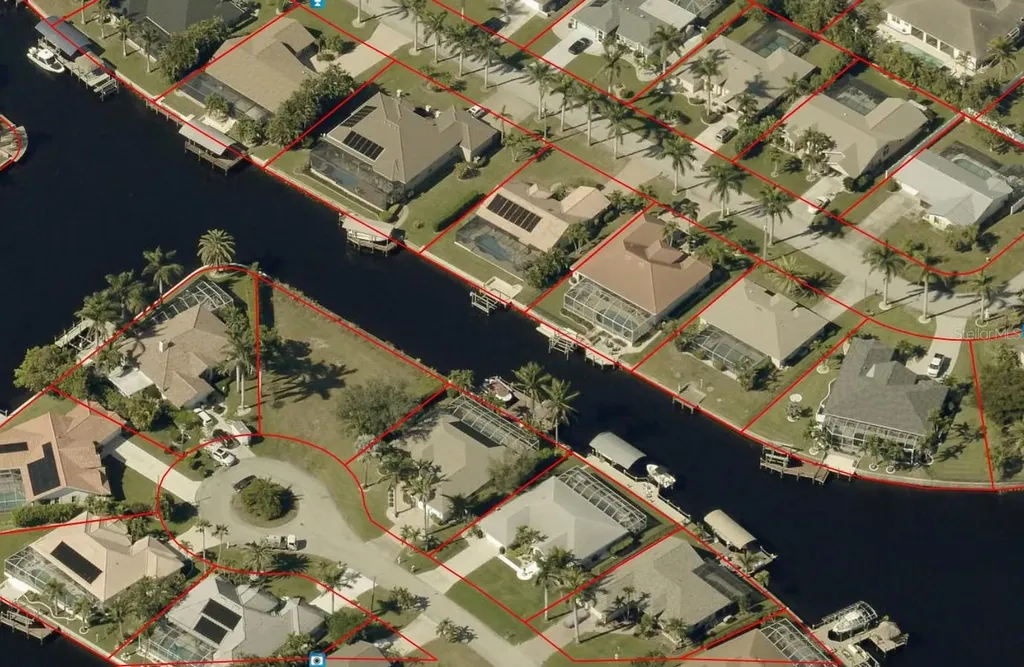 2005 SE 20th Lane Cape Coral FL 33990
