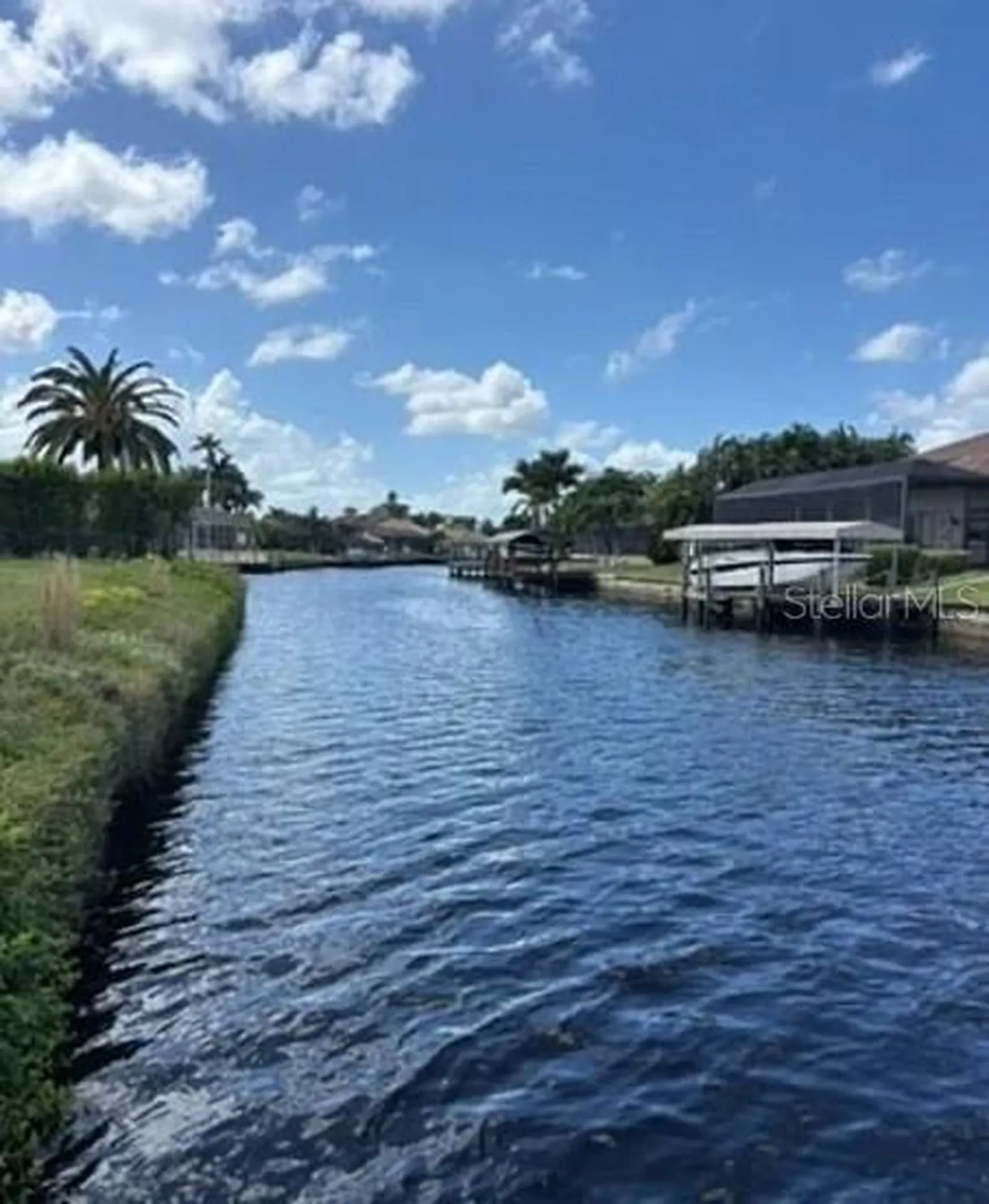 2005 SE 20th Lane Cape Coral FL 33990