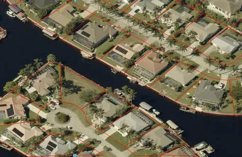 2005 SE 20th Lane Cape Coral FL 33990