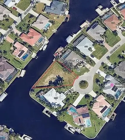 2005 SE 20th Lane Cape Coral FL 33990